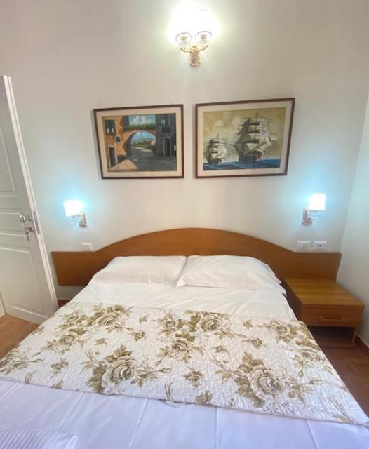 Hotel Resi — Photos 1